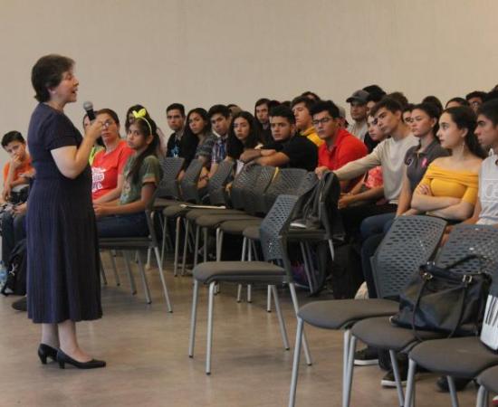 Recibe CUAAD a más de mil estudiantes de primer ingreso 3