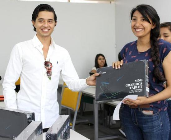 Alumnos del CUAAD diseñan campañas comerciales para la empresa GCioccaS 4