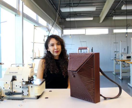Alumna de CUAAD obtiene primer lugar en el Concurso Internacional de Moda y Diseño Creáre