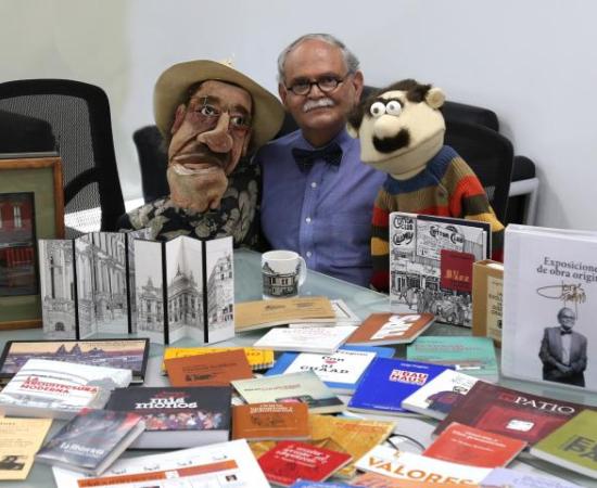 Otorgan Premio Nacional a la Docencia Superior en el Diseño Gráfico al doctor Jorge Fregoso 3