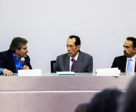 Celebran 40 años como egresados de la Facultad de Arquitectura 1