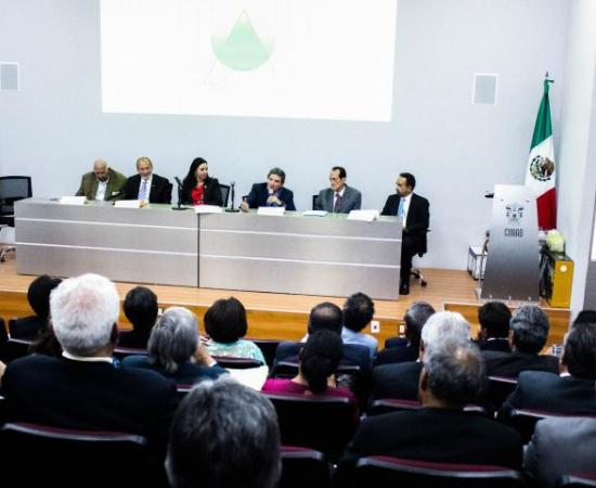 Celebran 40 años como egresados de la Facultad de Arquitectura 2