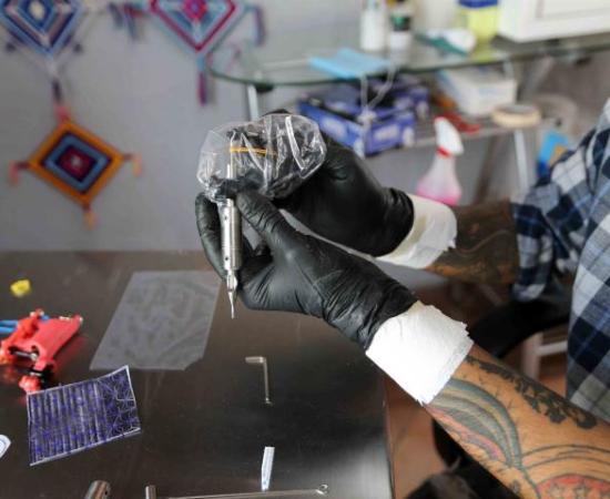  De moda el arte del tatuaje en Guadalajara