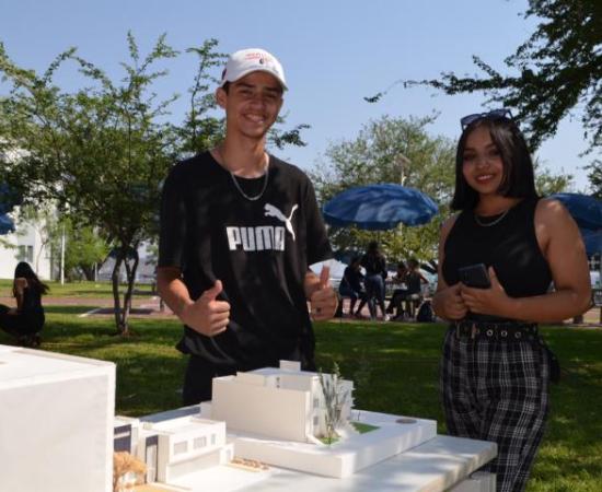 Presentan proyectos finales de arquitectura en CUAAD_1
